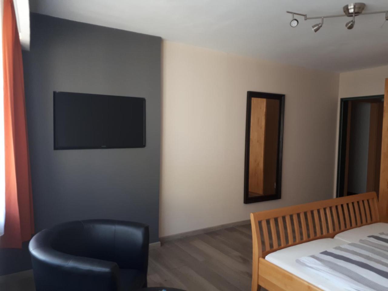 Pension Elisabeth Cochem Bagian luar foto